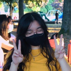 Meet your Posher, Megan